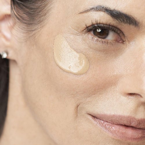 Skiennix Daily Hydrating Moisturizing Cream - SPF 40 Tinted Mineral Sunscreen | Broad-Spectrum, Fragrance-Free, 1.7 oz
