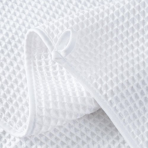 Microfiber Waffle Face Towels, 4 Pieces, Soft, Absorbent, Fast Drying, Lint Free 430 GSM (White)