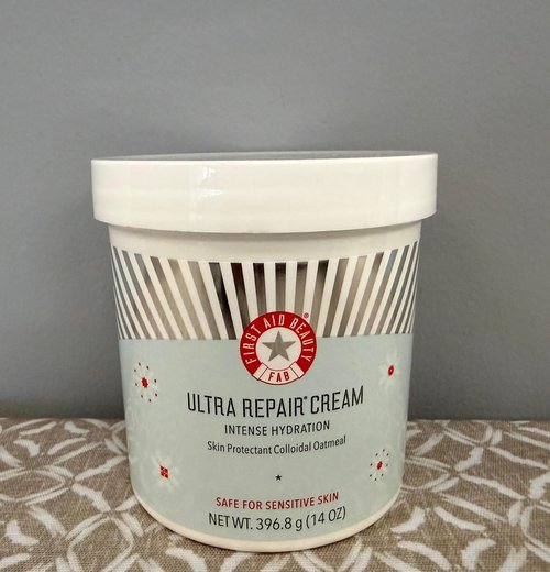 First Aid Beauty - Ultra Repair Cream | Intense Hydration with Colloidal Oatmeal, 14 oz - Relieves Eczema & Strengthens Skin Barrier