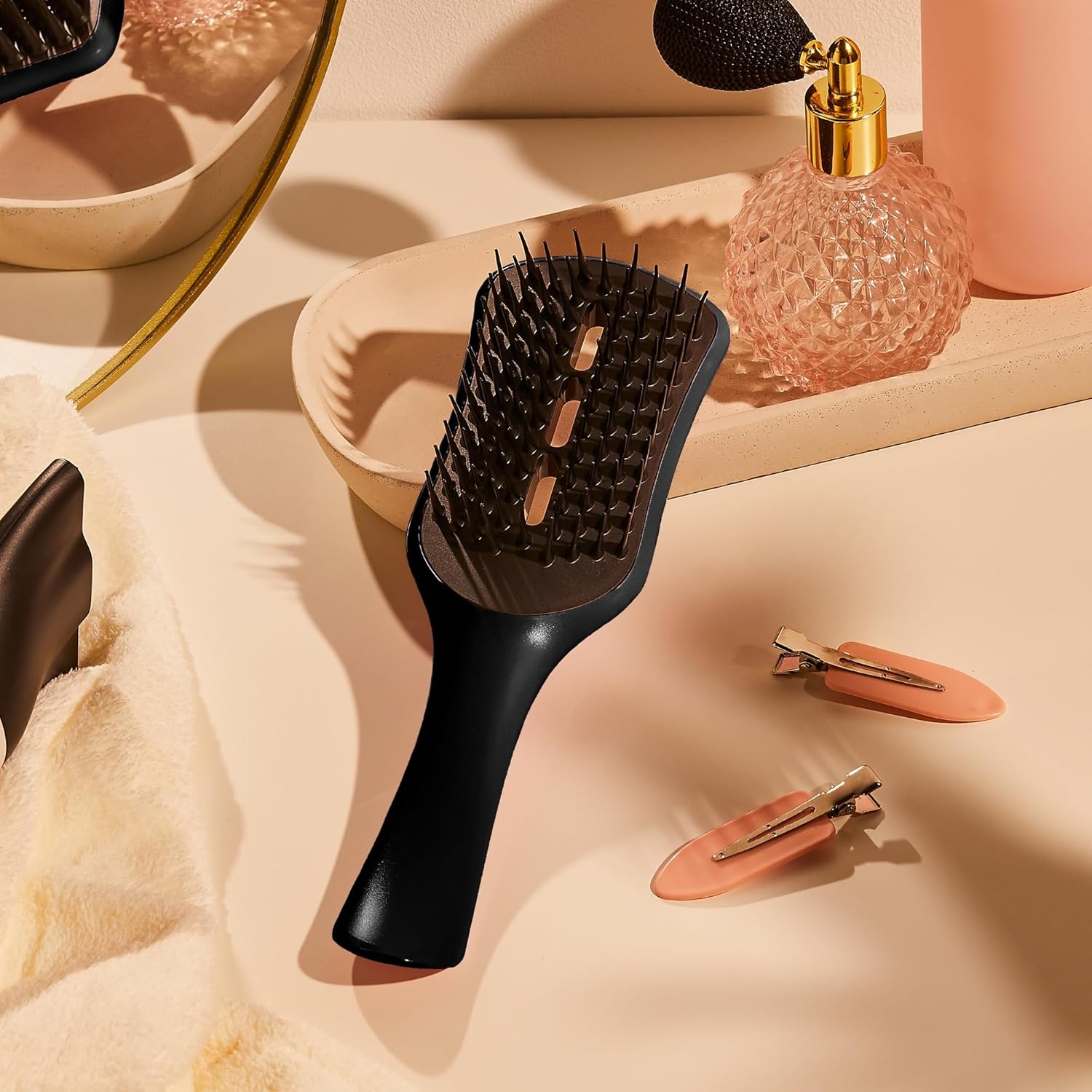 Tangle Teezer Ultimate Blow Dry Brush - Vented Hair Brush for Quick Blowouts & Volume | Jet Black