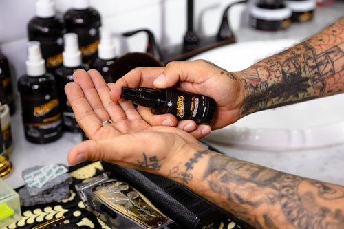 Suavecito Shave Oil - Softens Skin & Beard, Prevents Irritation - 1 oz Pump Bottle with Natural Ingredients