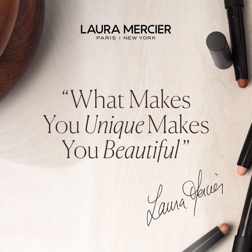 Laura Mercier RoseGlow Highlighting Powder, Rosy Neutral Highlighter Makeup, Buildable Coverage, Natural Dewy Finish, For All Skin Tones, Light Reflecting Pearls