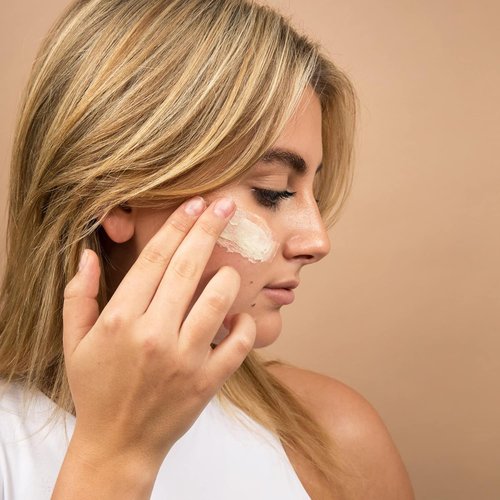 Global Healing Luminous - Premium Luxury Face Moisturizer Cream - Antioxidant Hydration for All Skin Types - 1.7 Oz