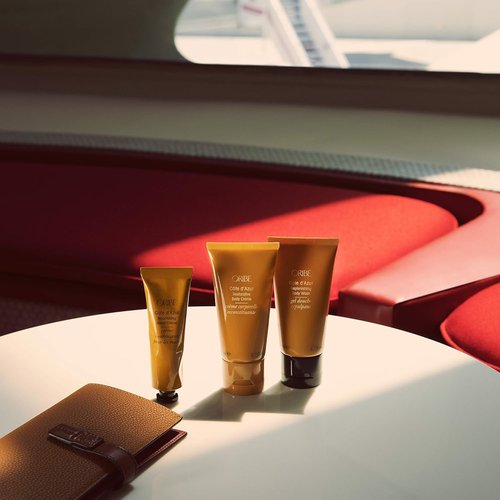 Oribe Cote d'Azur Replenishing Body Wash - Luxurious Hydration for All Skin Types