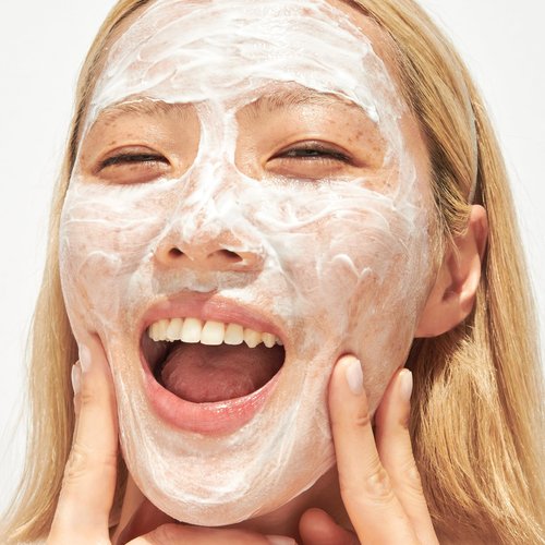 Clarins Hydra-Essentiel Face Mask | Hydrating Face Mask | Visibly Plumper Skin + 24H Hydration* | Revives Radiance | Double Dose Of Hyaluronic Acid | Visibly Smoothes | All Skin Types | 2.5 Oz
