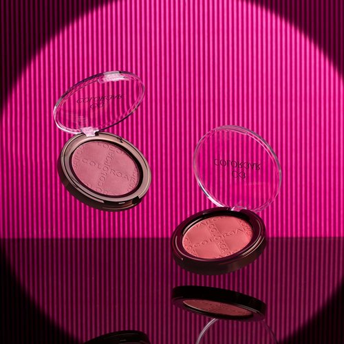 Colorbar Cheekillusion Blush - Silky Lightweight Powder for Buildable Color - 016 Sweet Scarlet - 0.14 oz