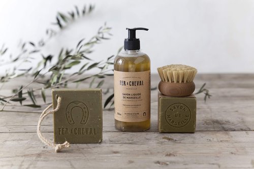 Fer à Cheval Savon De Marseille Liquid Soap, Organic Olive Oil Soap, 500 ml / 16.9 fl oz