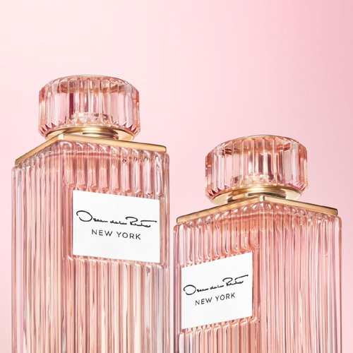 Oscar de la Renta | Women's Eau de Parfum Gift Set - 3.4 Fl. Oz Spray & Body Lotion 3.4 Fl. Oz