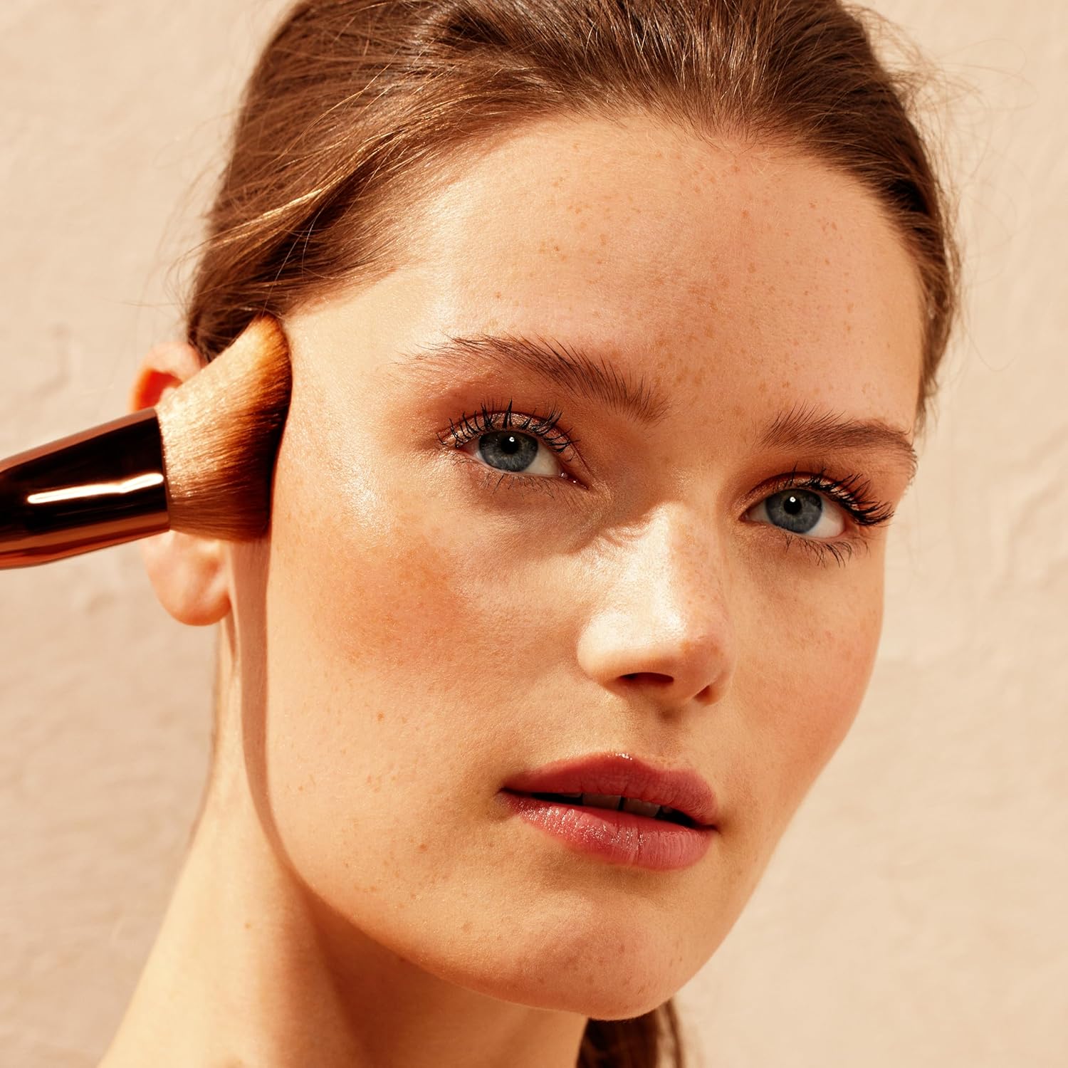 St.Tropez Flawless Tan Face Brush - Achieve a Perfect Glow | 1 Count