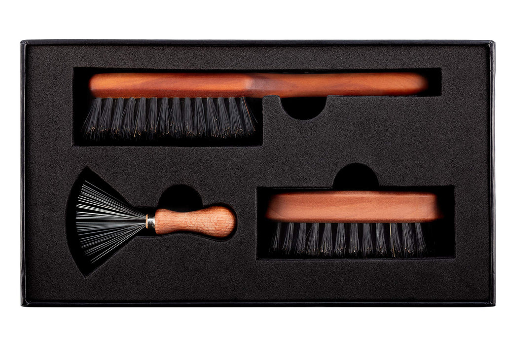 ZilberHaar Beard Brush Grooming Kit - Stiff Bristles Boar Bristles - Ideal for Medium to Long, Thick Beards - Distributes Balm & Oil for Growth/Styling - With Brush Cleaning Tool