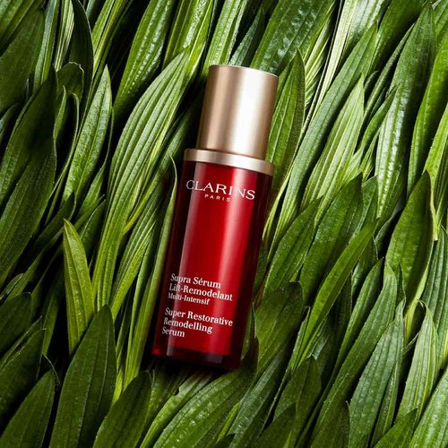 Clarins Super Restorative Anti-Aging Serum - Replenishes & Illuminates Mature Skin | Targets Dark Spots & Wrinkles