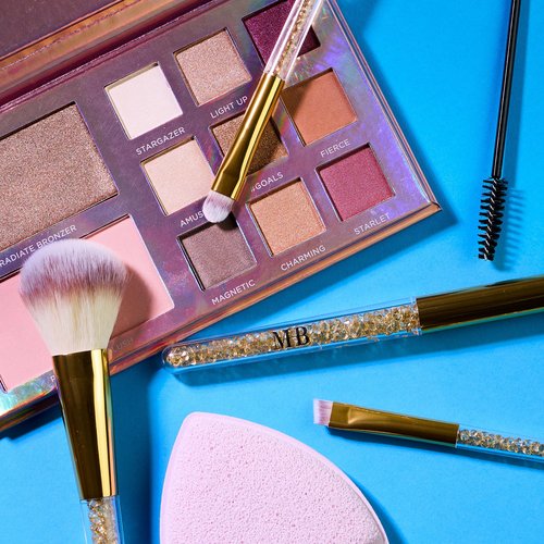 10pc Pro Makeup Brush Set w/Sparkling Gemstones in Gold - 10 Quality Soft Bristle Makeup Brushes For Everyday Use - Professional Makeup Brushes & Tools