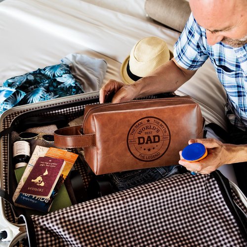 EYxsaxenk Man Travel Toiletry Bag - Father's Day World's Best Dad Man PU Leather Travel Essential Makeup Organizer Pouch Bag Organizer Bathroom Accessories Dopp Kit Husband Dad's Birthday Party Gifts