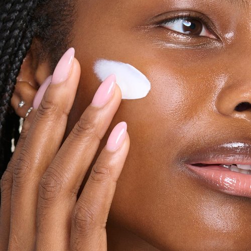 Clarins Extra-Firming Day Moisturizer SPF 15 - Firming Anti-Aging Face Cream with Collagen & Niacinamide | All Skin Types