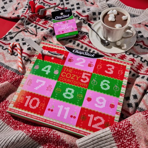 ChapStick Advent Calendar 2025 – Cozy Countdown to Christmas, Variety 12-Pack Lip Balm Gift Set, Holiday Gifts for Women, Men, Teens, Coworkers, Grandpa & Grandma Gifts, 0.15 Oz Ea
