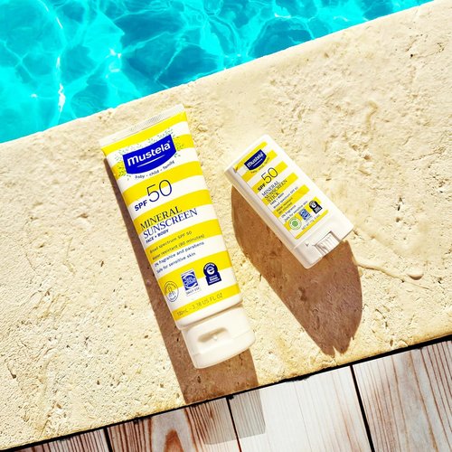 Mustela Baby Mineral Sunscreen Stick SPF 50 - Ultra Sheer, Water Resistant & Fragrance-Free - 0.6 oz.
