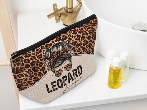 Ayxvt Retro Western Cowgirl Leopard Country Girl Sunglasses Cosmetic Bag Decorative Women's Makeup Bag Zipper Pouch Travel Toiletry,Gifts for Women Western Teen Girls Cowgirls