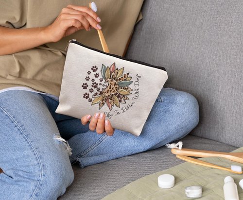 uinwk Dog Paw Makeup Bag - Animal Lovers Gift for Women: Life Is Better With Dogs