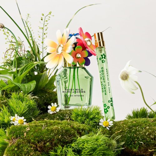 Marc Jacobs Daisy Wild Intense Eau de Parfum - Adventurous Floral Women's Fragrance - Notes of Banana Blossom & Jasmine