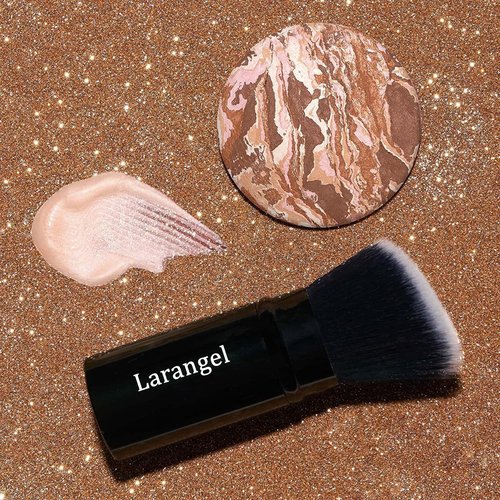 Larangel Makeup Brushes Premium Kabuki Brush for Powder and Liquid Foundation, Flawless High Coverage Look, Travel Makeup Brush, Perfect for Bronzer, Blush, and Other Face Makeup