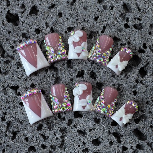 10Pcs Short Duck Press on Nails Handmade Fake Nails French Tip False Nails with 3D Flower Bow Rhinestone Design Handmade Acrylic Nails Press onsSpring Summer Flower Stick on Nail for Women (M)
