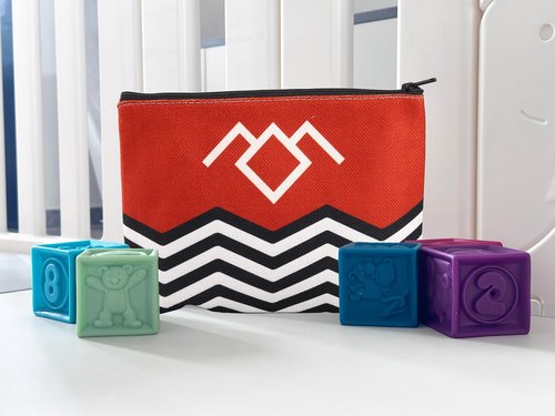 T Peaks TV Show Inspired Red Black & White Welcome To T Peaks Canvas Makeup Bag (Red)