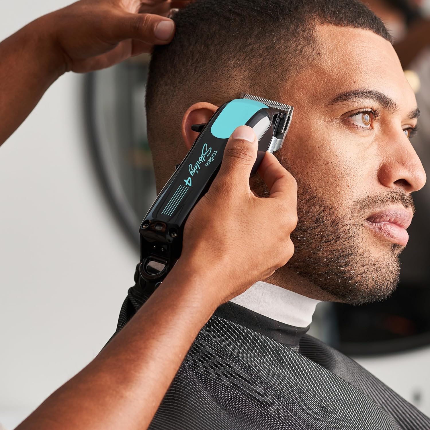 Wahl Professional - Sterling 4 Cordless Hair Clippers - Barber-Quality Cutting Tools for All Hair Types