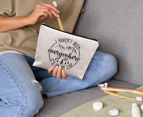 uinwk World Traveler Makeup Bag,Travelers Gift,Adventure Makeup Bag,Gifts For Women Who Like To Travel,I Haven't Been Everywhere But It's On My List