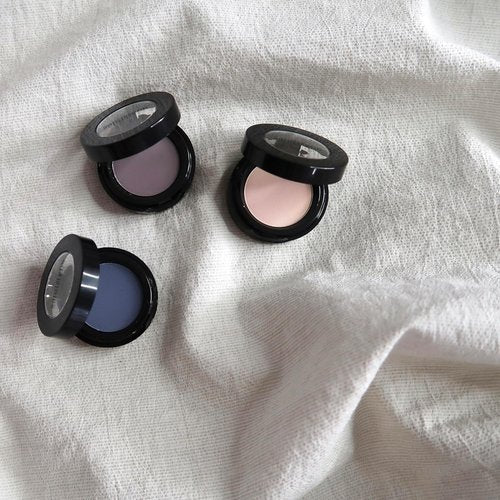Sandstone Scandinavia Hypoallergenic Eyeshadow - Long-Lasting, Blendable Formula for Sensitive Eyes - 262 White-ish