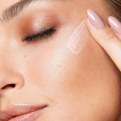 Kiko Milano Radiance Boost Serum - Highlighting & Perfecting Face Base | Ideal for All Skin Types