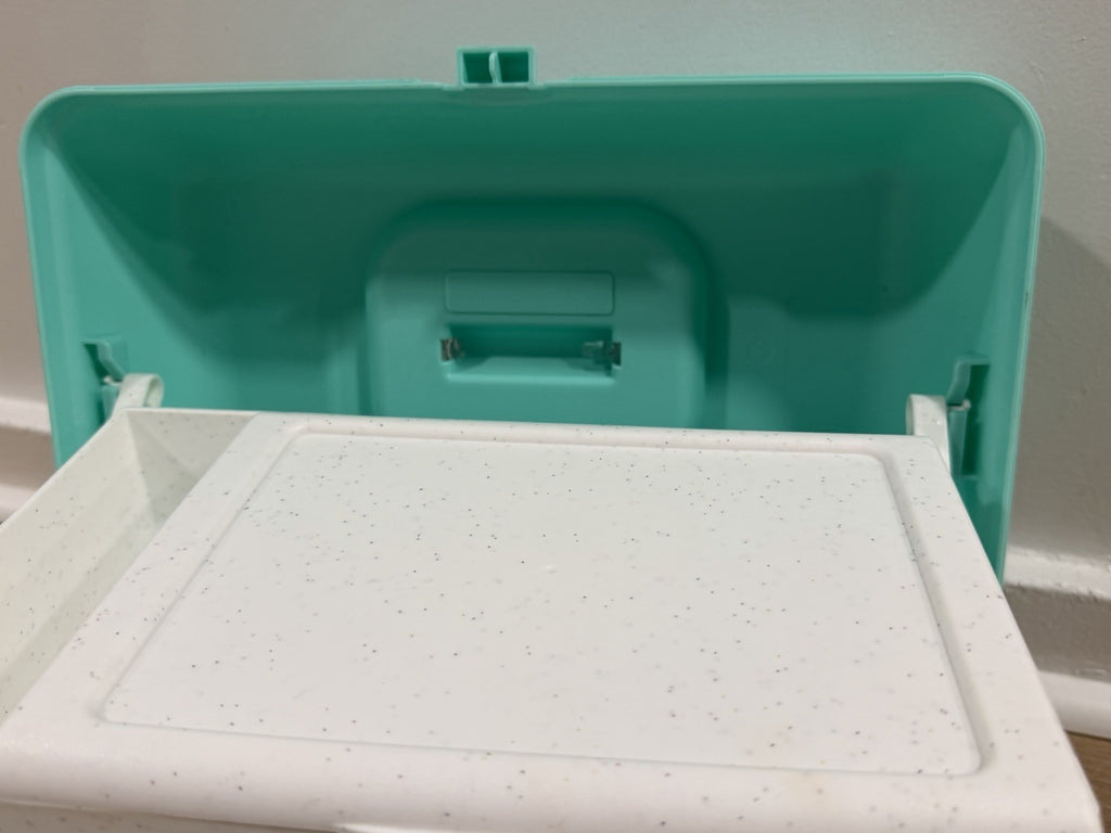 Seafoam Caboodles Makeup Case with Sparkles – NWT