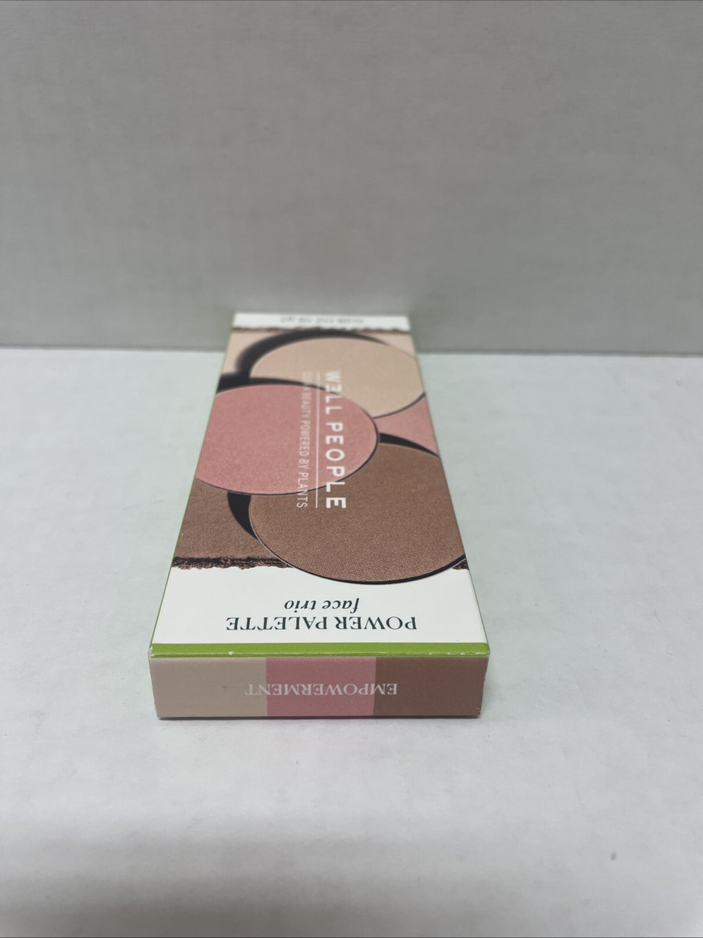 Face Powder Makeup Palette - Powder Face Trio for a Natural Finish