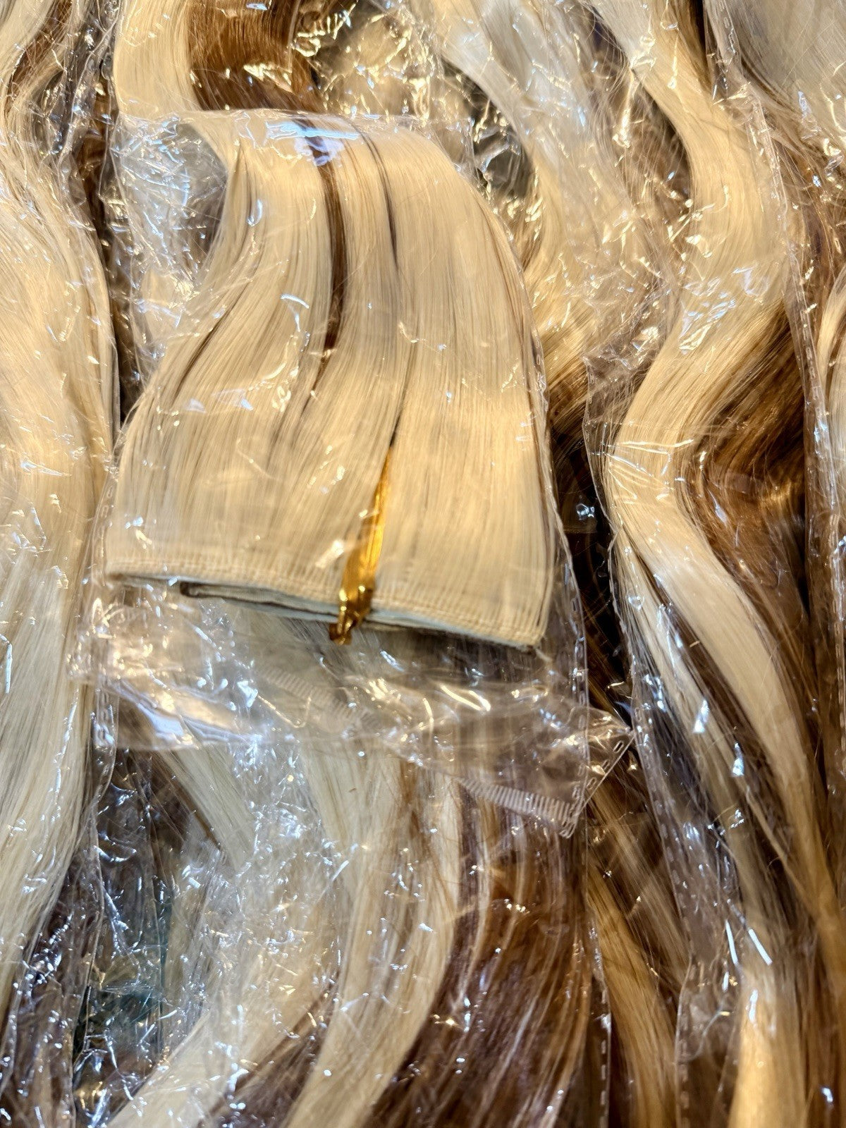 10 Pack Clip-In Hair Extensions Blonde & Brown 22 Inch Sealed Packs