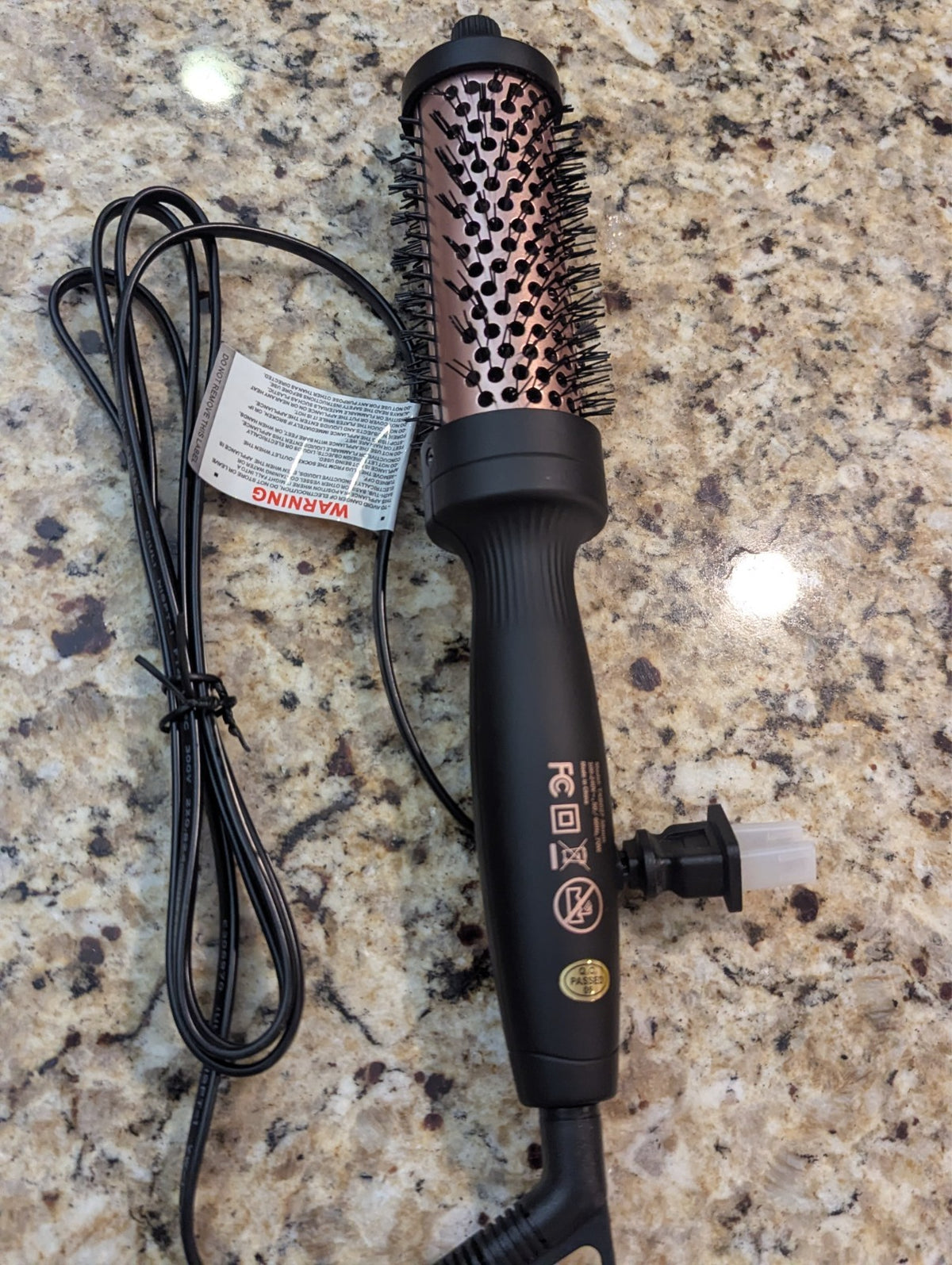 1.5-Inch Ceramic Ionic Hot Hair Styling Brush for Voluminous Hair - Black