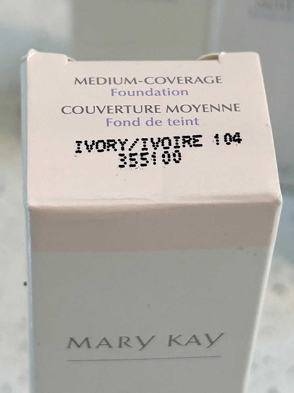 Mary Kay Medium Coverage Foundation - 1 fl oz | Oil-Free, Normal to Oily Skin