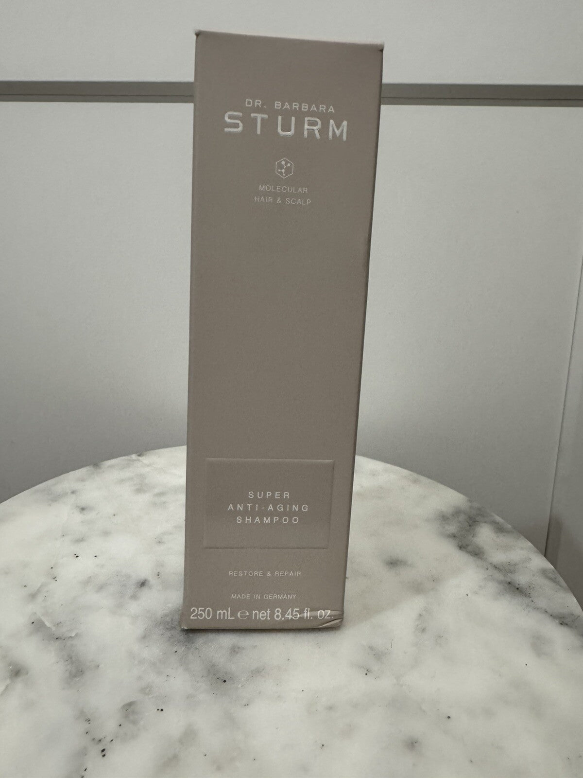 Anti-Aging Shampoo for Hair Revitalization and Youthful Shine – 250ml