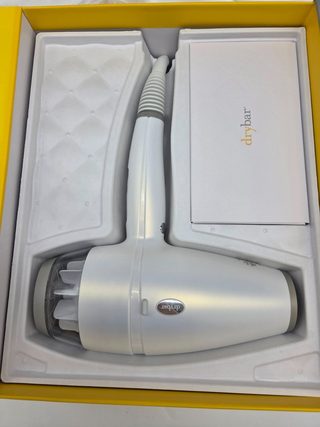 Lightweight Anti-Frizz Hair Dryer for Smooth Styling - White