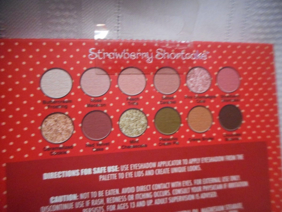 12-Shade Strawberry Shortcake Eyeshadow Palette - New Makeup