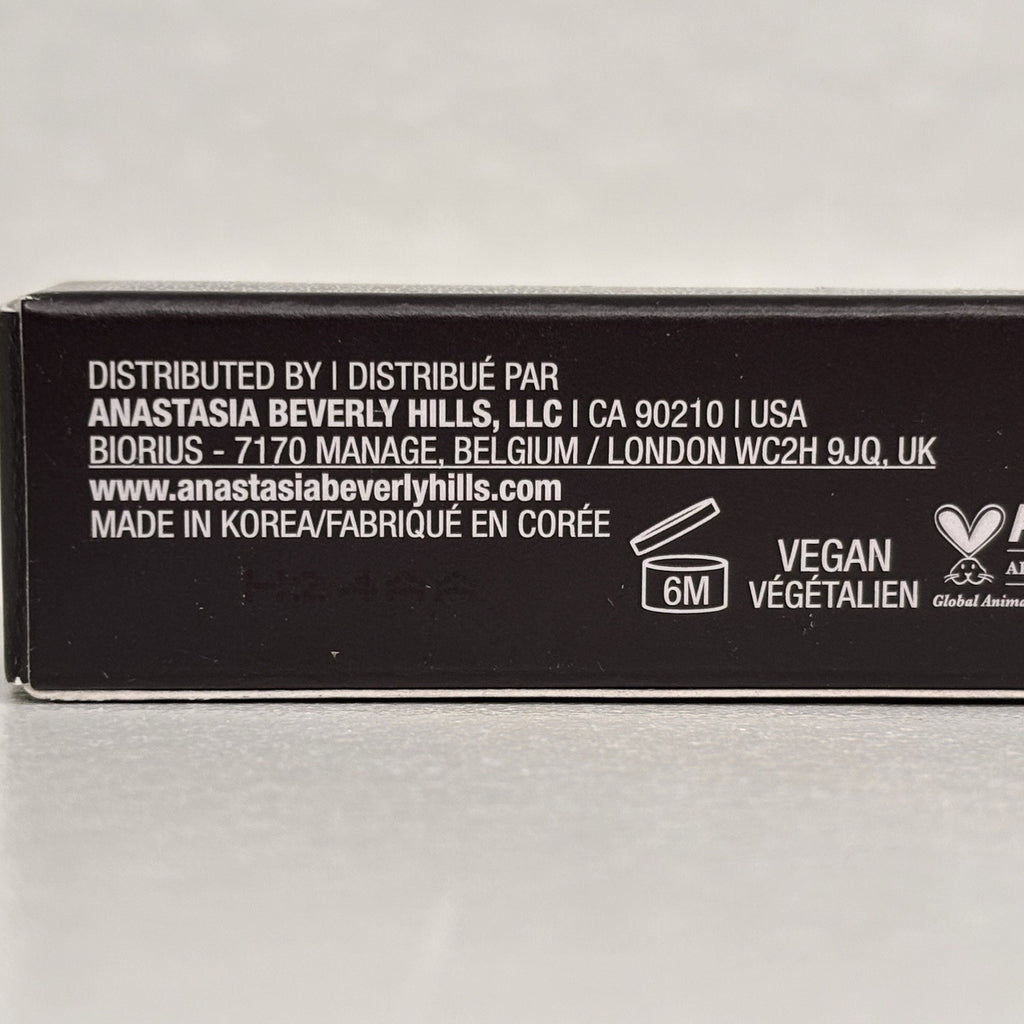 Waterproof Brow Pen in Medium Brown with Fine Tip - Natural Hair-Like Strokes