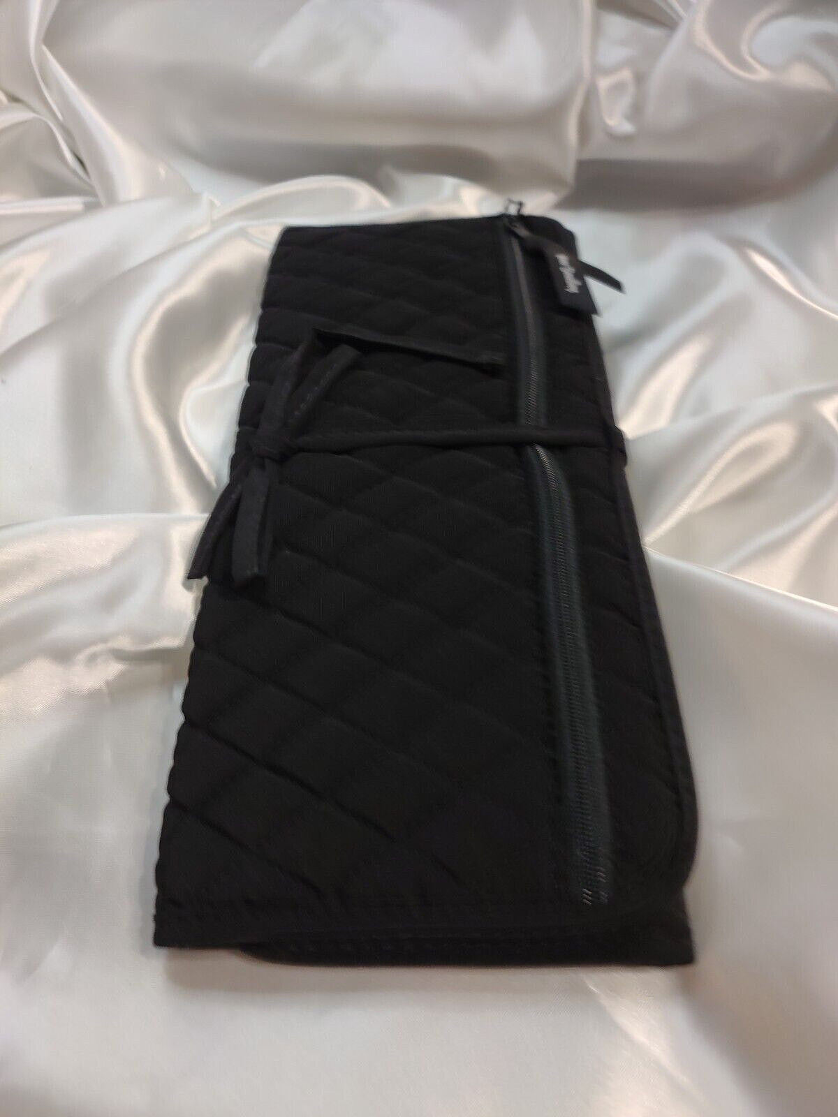 Heat-Resistant Curling & Flat Iron Cover with Zipper Pocket - Black