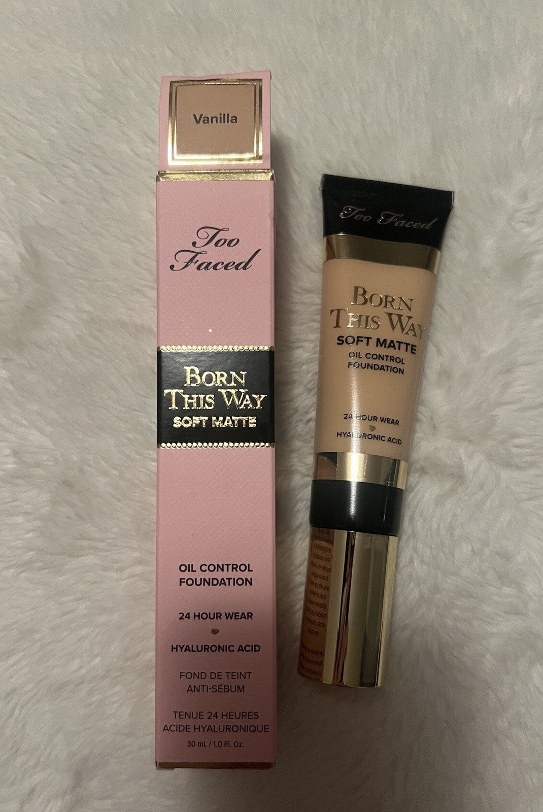 Oil Control Foundation - Too Faced Born This Way Soft Matte Vanilla 24HR Wear