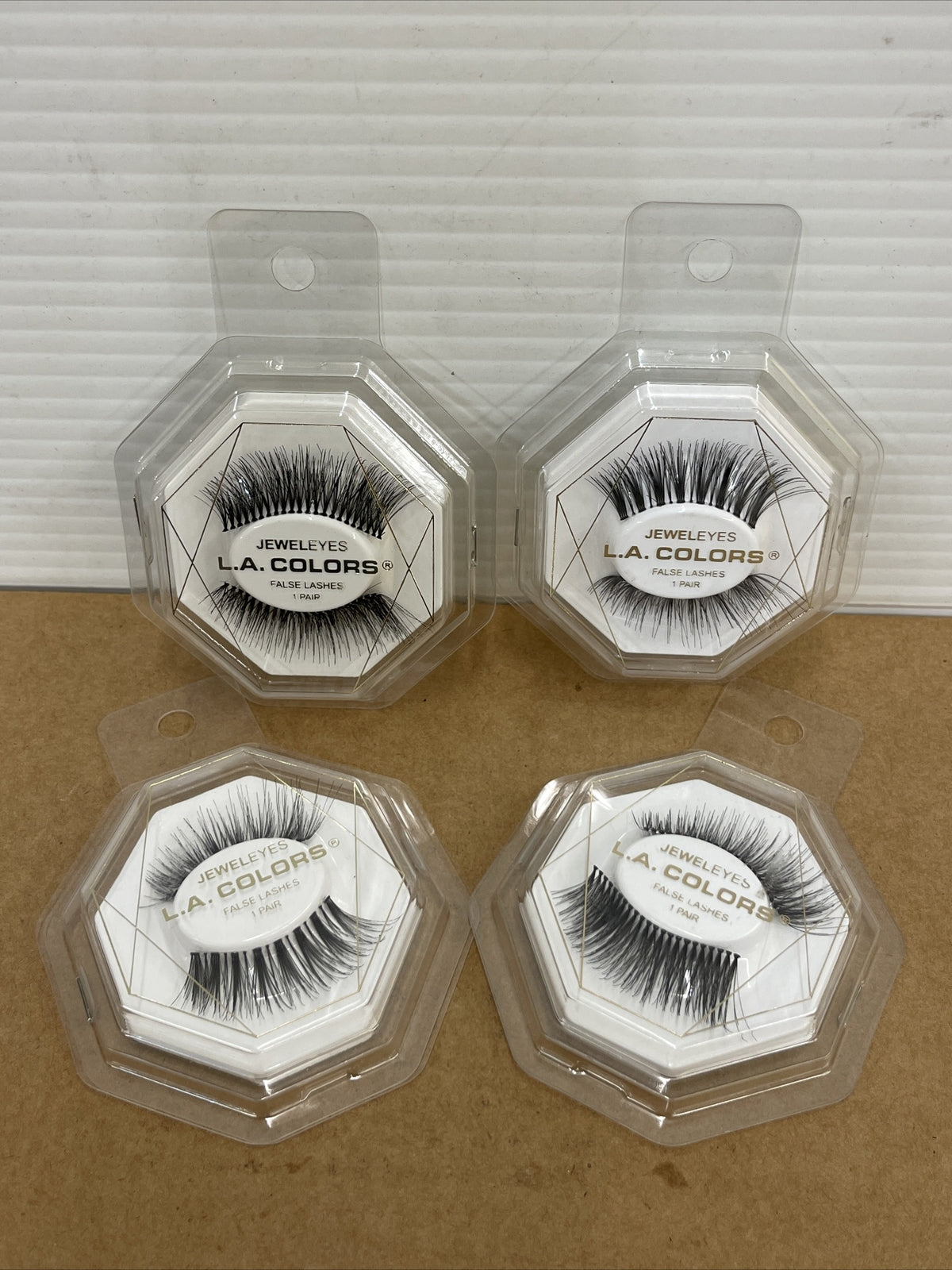 4 Pairs Long Black False Eyelashes - Brilliant Style for Eye Makeup