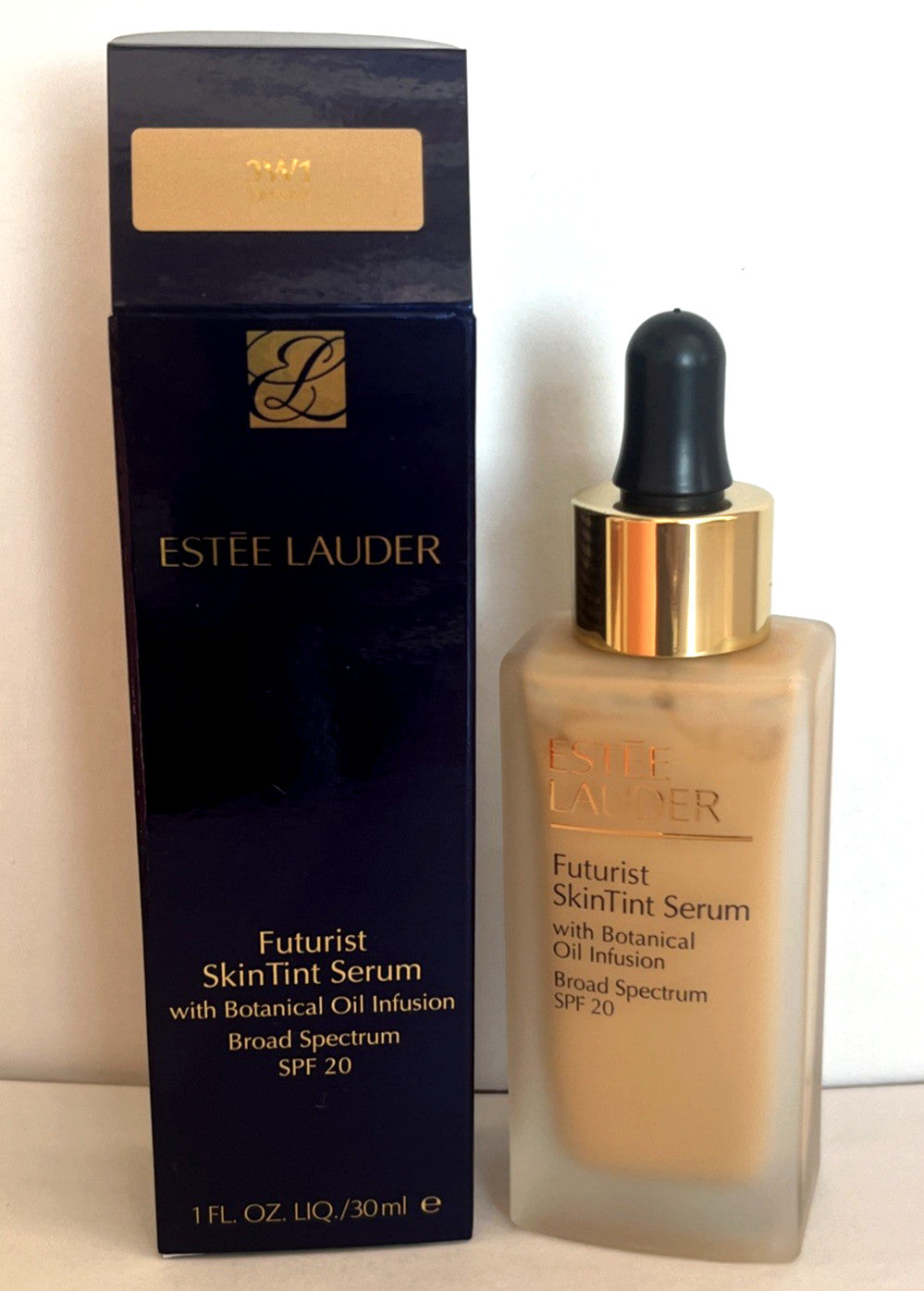 Estée Lauder Futurist Skin Tint Foundation SPF 20 3W1 Tawny 1oz