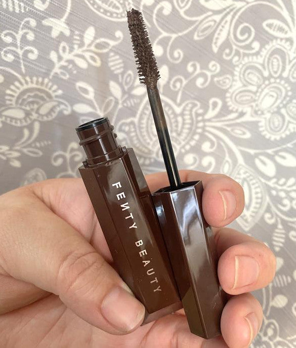 Volumizing Mascara for Bold Lashes - Long-Wear, Transfer-Resistant
