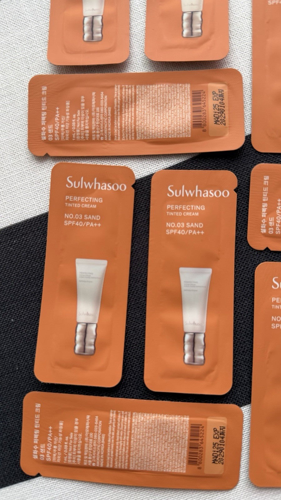 Tinted BB Cream SPF40 No.03 Sand - Natural Cover & Glowing Finish, 24pcs