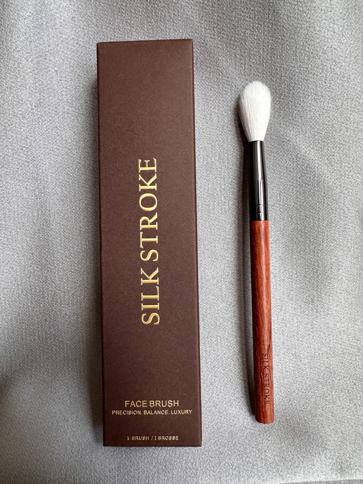 Goat Hair Highlighter Contour Brush – Precision Face Makeup Tool