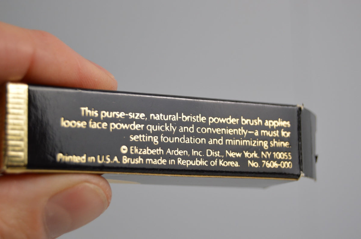 Elizabeth Arden Portable Powder Brush – Brand New NIB Face Makeup Tool
