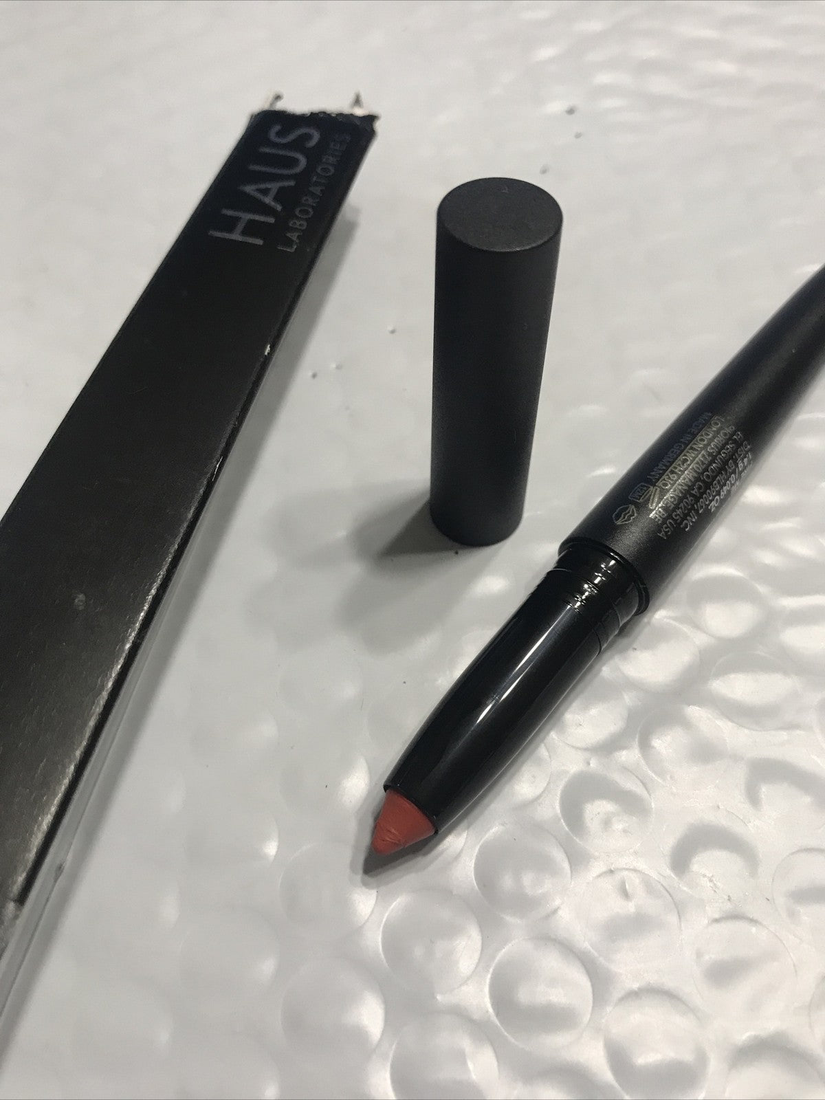 Lip Crayon Matte Fire Me - Haus Laboratories Le Monster Lip Pencil