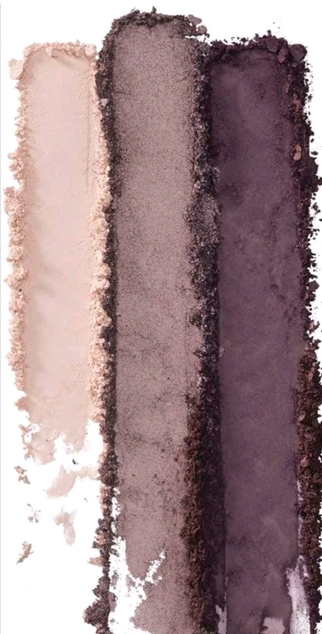 Burt's Bees Countryside Lavender Eyeshadow Trio - New Sealed
