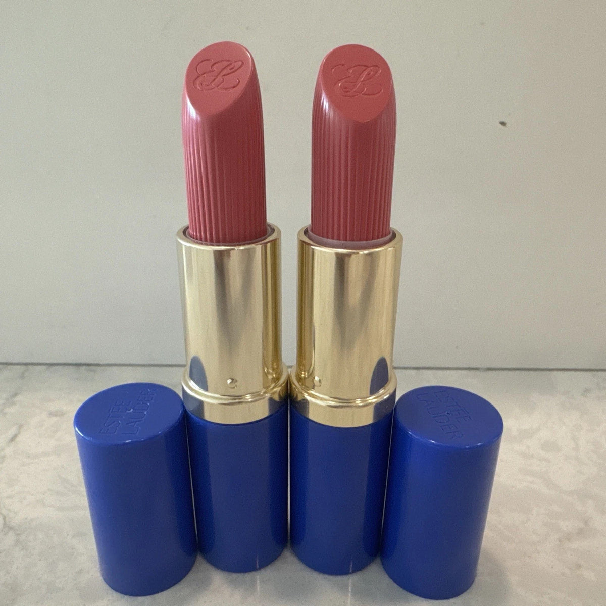 Estée Lauder Pure Color Envy Sculpting Lipstick #220 Powerful 0.12 oz